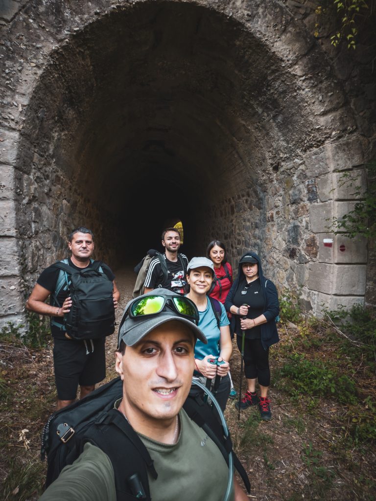 Foto prima del tunnel