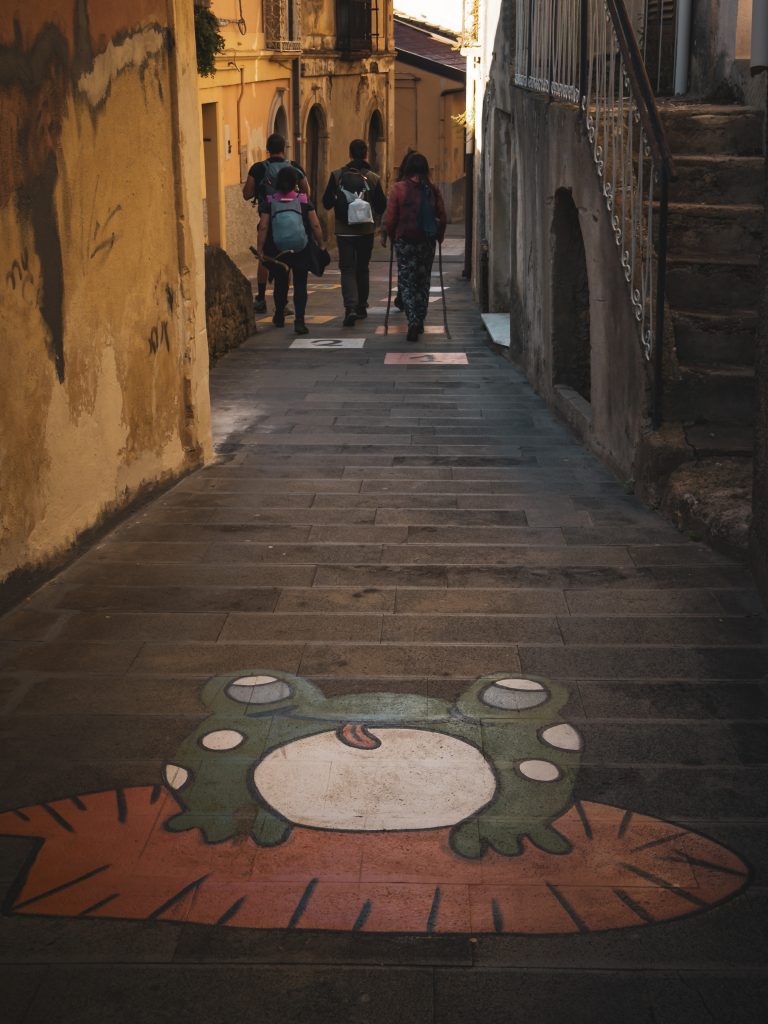 Tra le vie colorate di Monterosso