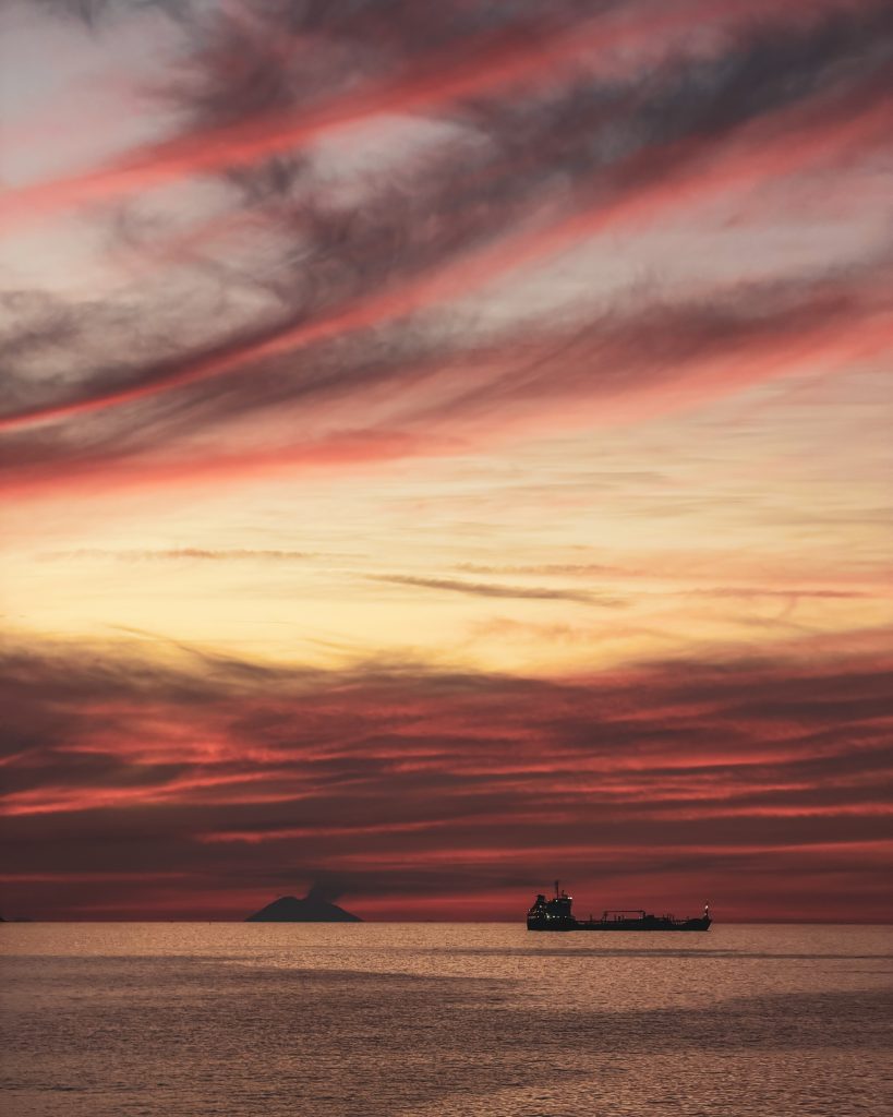 Tramonto con Stromboli